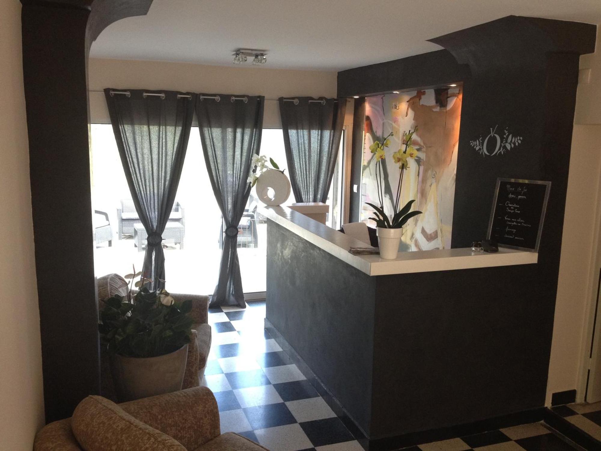 Hotel Les Orangers 3*